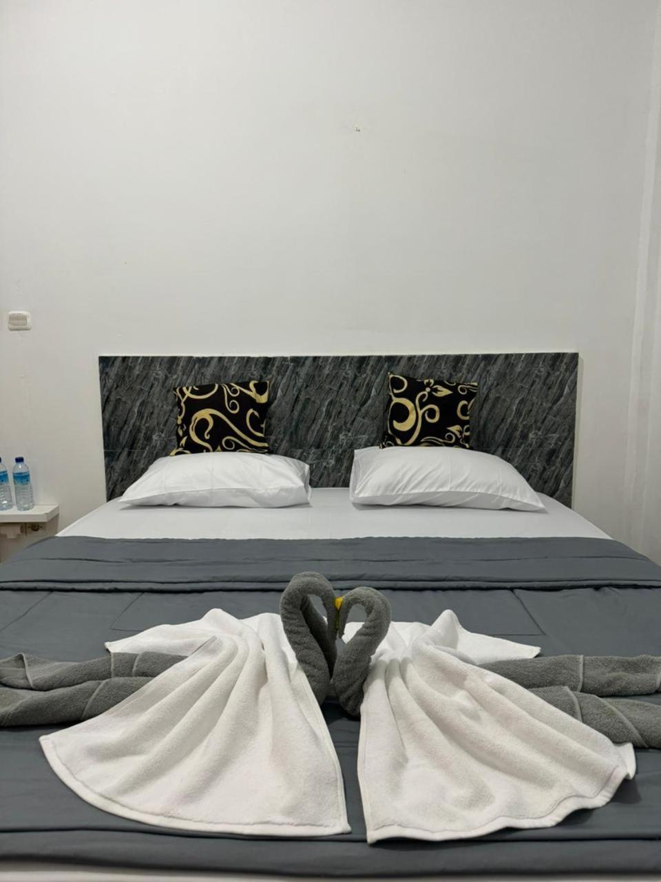 Black Sweet Homestay Dua Гілі-Аїр Екстер'єр фото